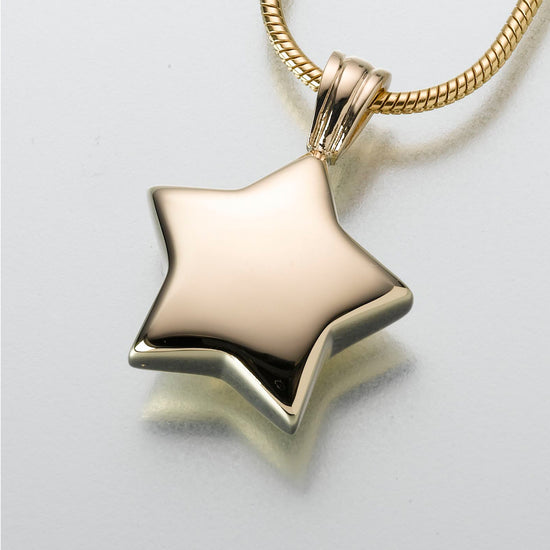 Aria Star Gold Pendant