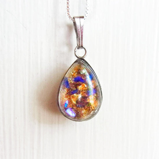 Eternal Teardrop Gold Pendant