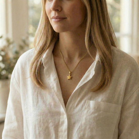 Aria Star Gold Pendant